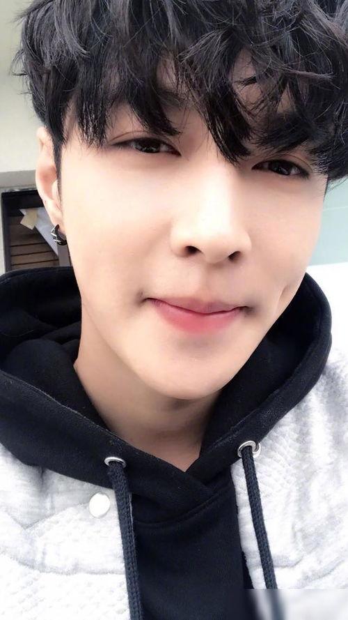 娱乐圈张艺兴爆料视频,独家爆料视频内容大揭秘  第1张